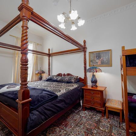 Otira Stagecoach Hotel エクステリア 写真