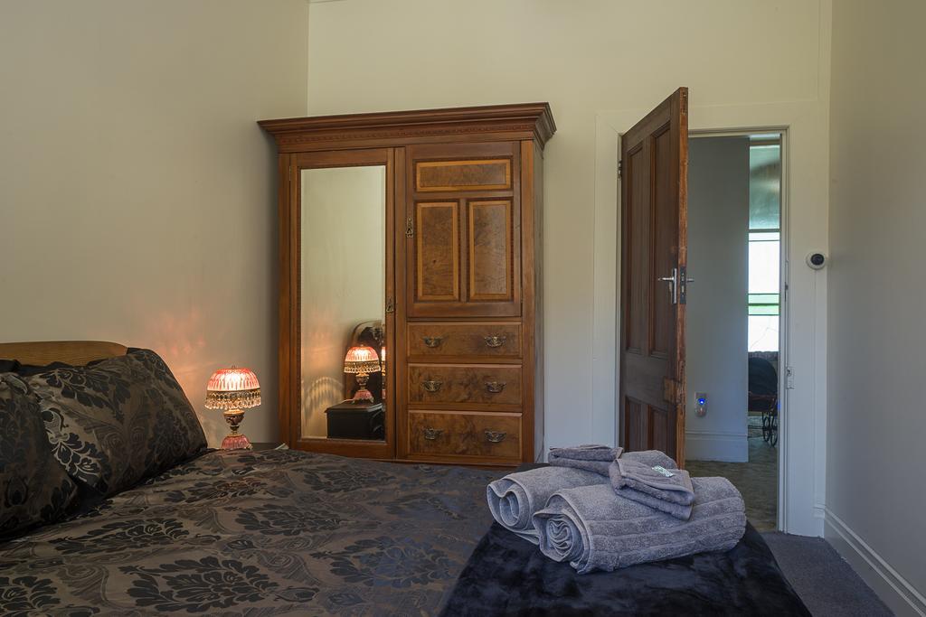 Otira Stagecoach Hotel エクステリア 写真