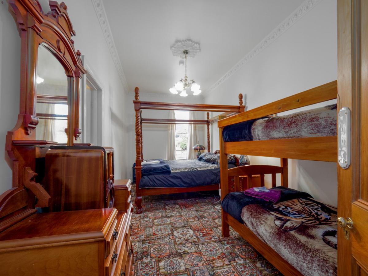 Otira Stagecoach Hotel エクステリア 写真